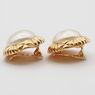 Chanel Vintage Round Clip-On Earrings Metal with Faux Pearl