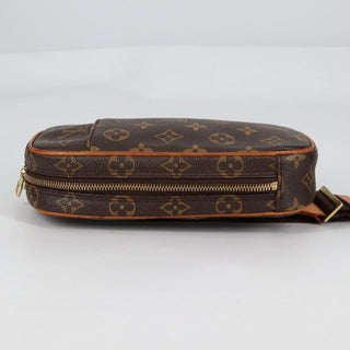 Louis Vuitton Pochette Gange Monogram Canvas