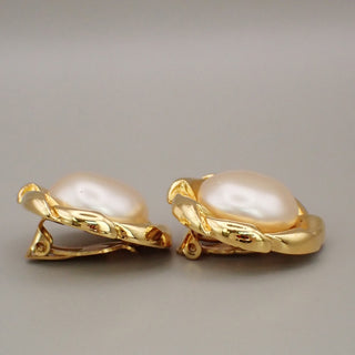 Chanel Vintage Round Clip-On Earrings Metal with Faux Pearl