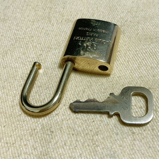 Louis Vuitton Cadenas Bag Charm Gold-plated