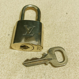 Louis Vuitton Cadenas Bag Charm Gold-plated