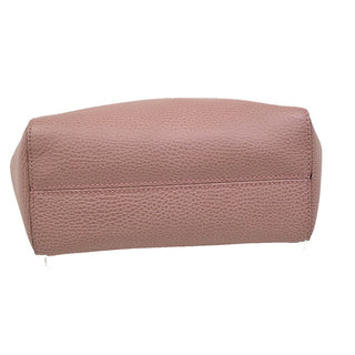 Gucci Swing Crossbody Bag Pebbled Leather