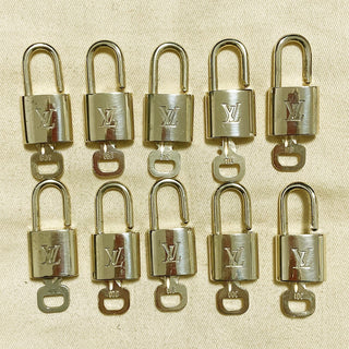 Louis Vuitton Cadenas Bag Charm Gold-plated