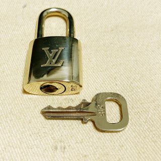 Louis Vuitton Cadenas Bag Charm Gold-plated