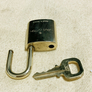 Louis Vuitton Cadenas Bag Charm Gold-plated