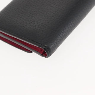Louis Vuitton Capucines Compact wallet Leather