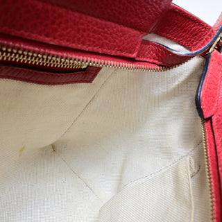 Gucci Swing Crossbody Bag Pebbled Leather