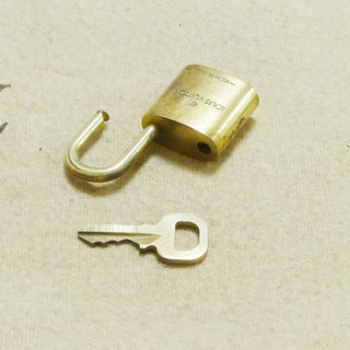 Louis Vuitton Cadenas Bag Charm Gold-plated