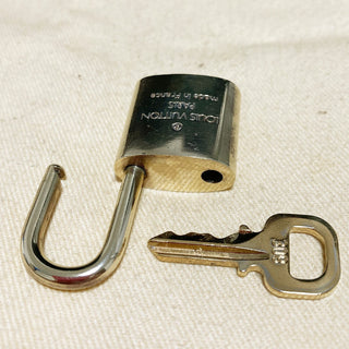 Louis Vuitton Cadenas Bag Charm Gold-plated
