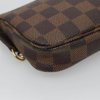 Louis Vuitton Pochette Accessoires Damier