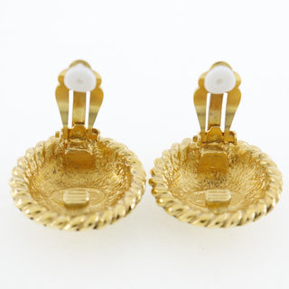 Chanel Vintage Round CC Clip-On Earring Metal