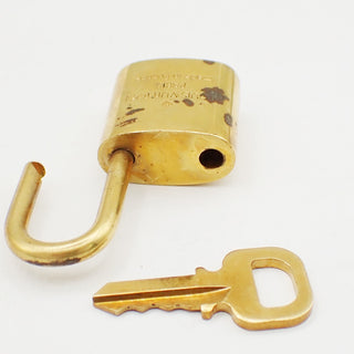 Louis Vuitton Cadenas Bag Charm Gold-plated