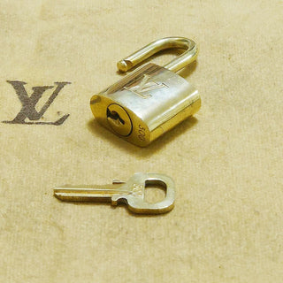 Louis Vuitton Cadenas Bag Charm Gold-plated