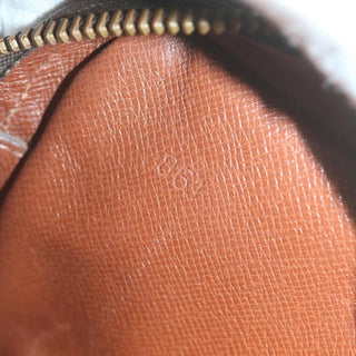 Louis Vuitton Marly Dragonne Clutch Monogram Canvas