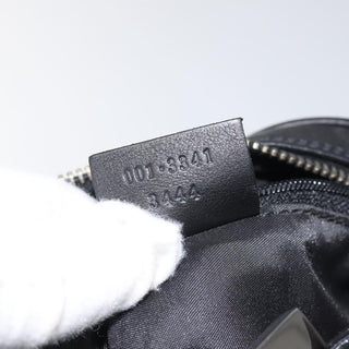 Gucci Attache Shoulder Bag Leather