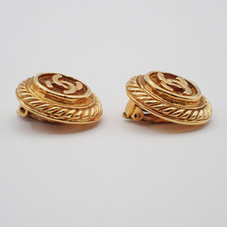 Chanel Vintage CC Round Button Clip-On Earrings Metal