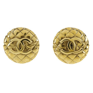 Chanel Vintage Round CC Clip-On Earring Metal