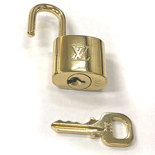 Louis Vuitton Cadenas Bag Charm Gold-plated