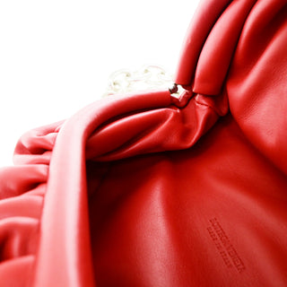Bottega Veneta The Chain Pouch Leather