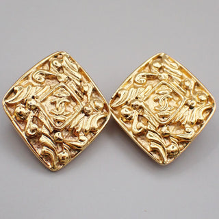 Chanel Vintage CC Diamond Clip-On Earrings Metal