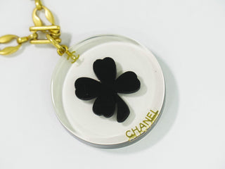 Chanel Trèfle CC Necklace Plastic and Gold plated